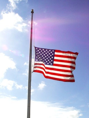 flag half stff